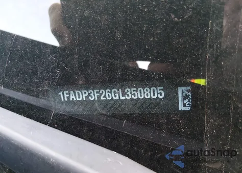 2016 Ford Focus Se z USA, uszkodzony, nr VIN 1FADP3F26GL350805